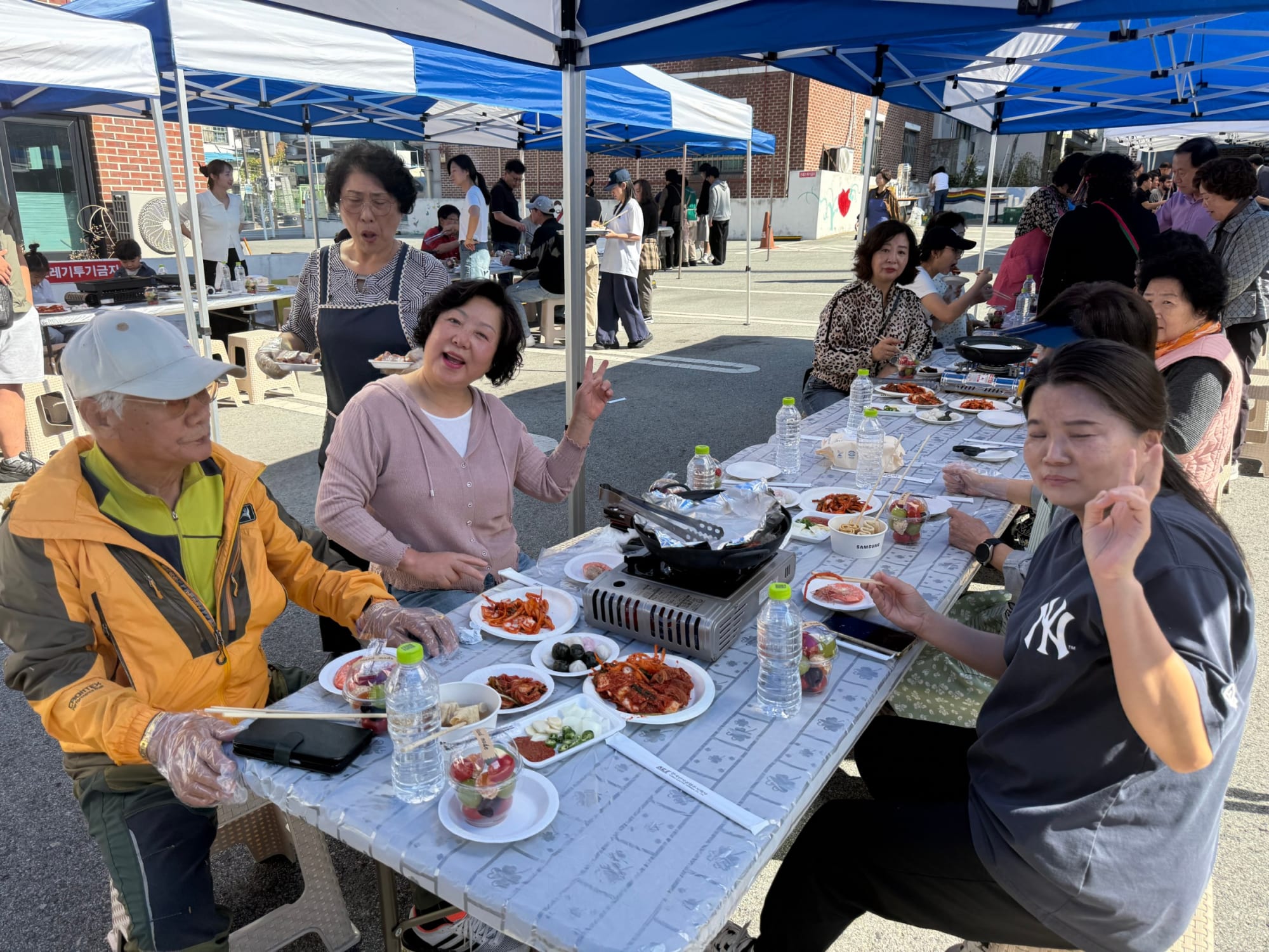 오래된 교회 사진들