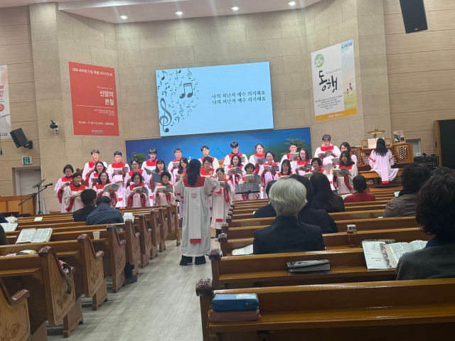 오후 예배는 연합찬양대 헌신예배!
찬양은 '찬양다시보기'에서 들으실 수 있습니다~^^
