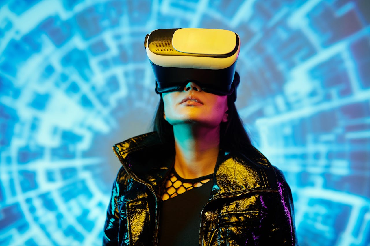 Photo by Darlene Alderson: https://www.pexels.com/photo/woman-wearing-virtual-reality-headset-4389739/