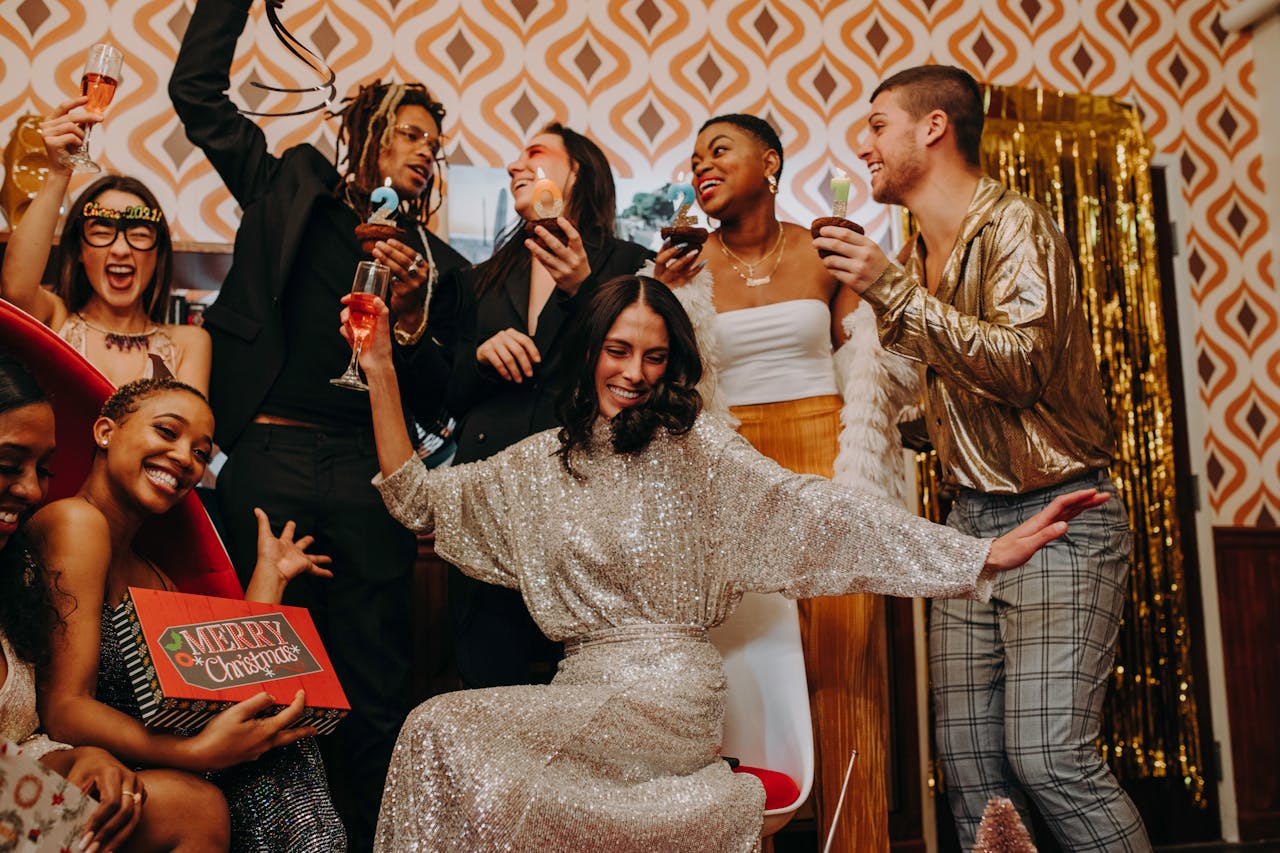 Photo by RDNE Stock project: https://www.pexels.com/photo/snow-fashion-holiday-love-6224977/