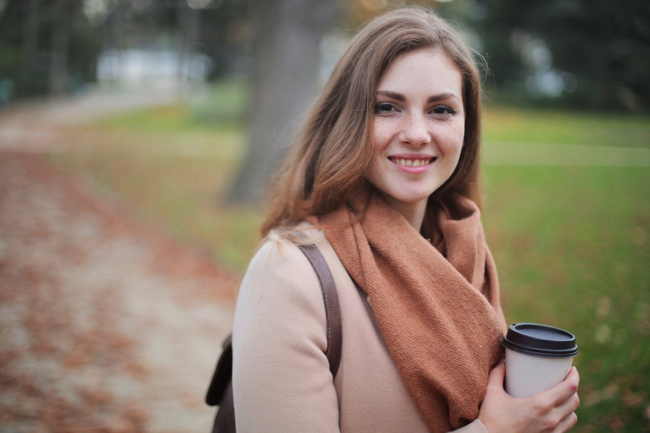 Photo by Andrea Piacquadio: https://www.pexels.com/photo/woman-holding-disposable-cup-712513/ 