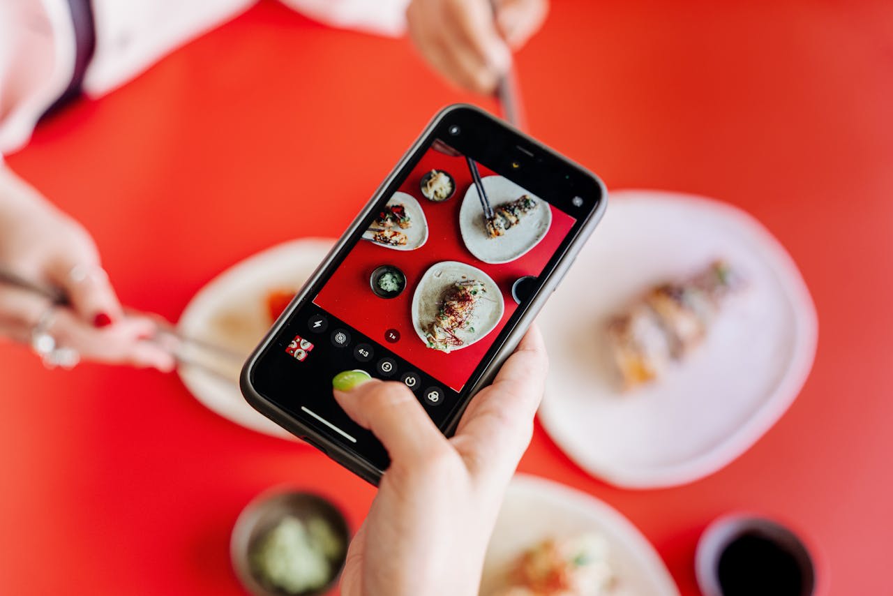 Photo by Ivan Samkov: https://www.pexels.com/photo/person-holding-black-android-smartphone-8951603/ 