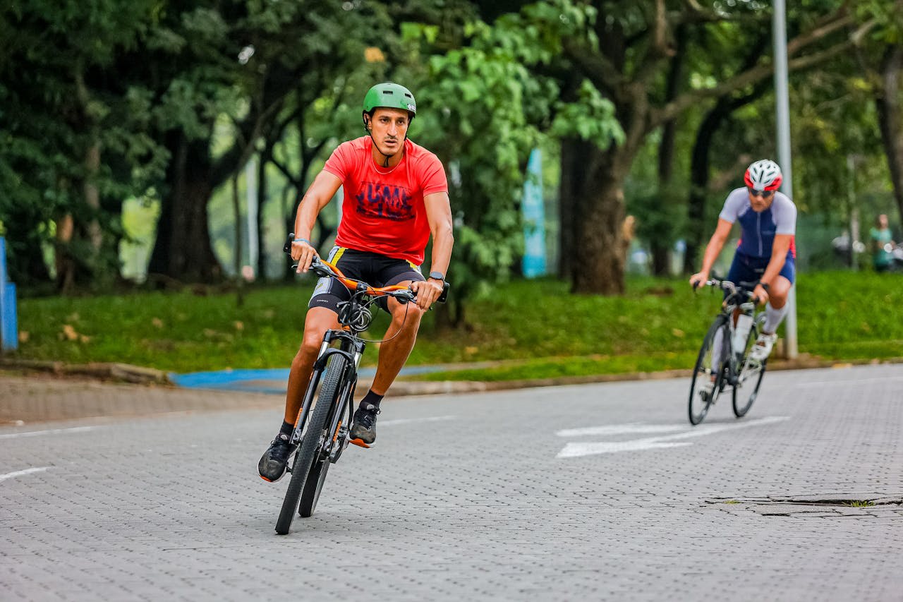 https://www.pexels.com/photo/cycling-27978686/  Photo by Max Photographer on Pexels