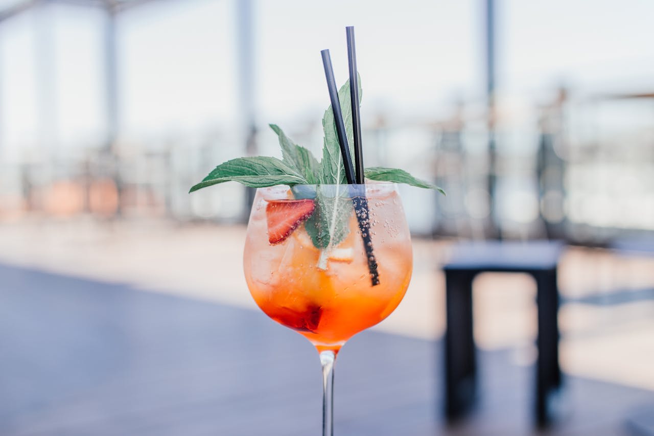 Photo by Rachel Claire: https://www.pexels.com/photo/cocktail-drink-with-strawberry-and-herb-garnish-6761500/ 