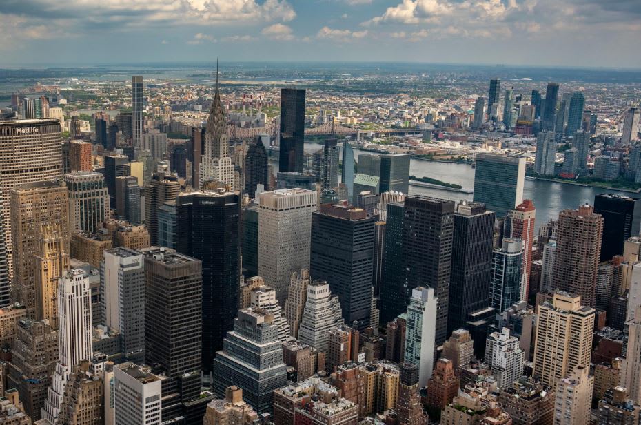 https://www.pexels.com/photo/stunning-aerial-view-of-new-york-city-skyline-31661829/ Photo by Ramaz Bluashvili on Pexels 