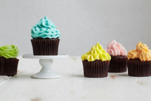 https://unsplash.com/photos/cupcake-with-pink-icing-on-top-ghtwiDUu5ro, https://unsplash.com/photos/cocktail-in-rocks-glass-b-3uxA93zUc 