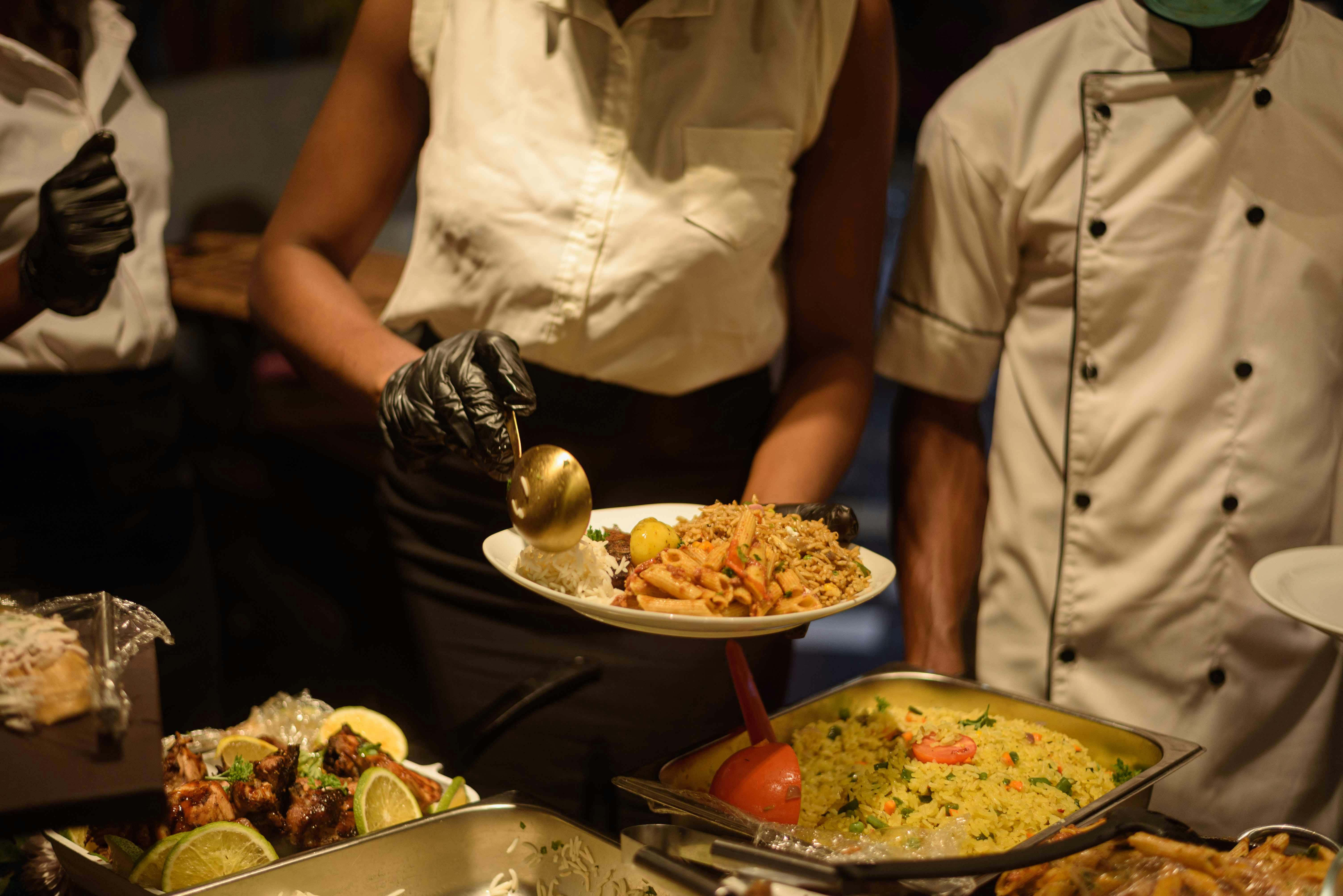 https://www.pexels.com/photo/banquet-buffet-in-enugu-nigeria-28736731/
