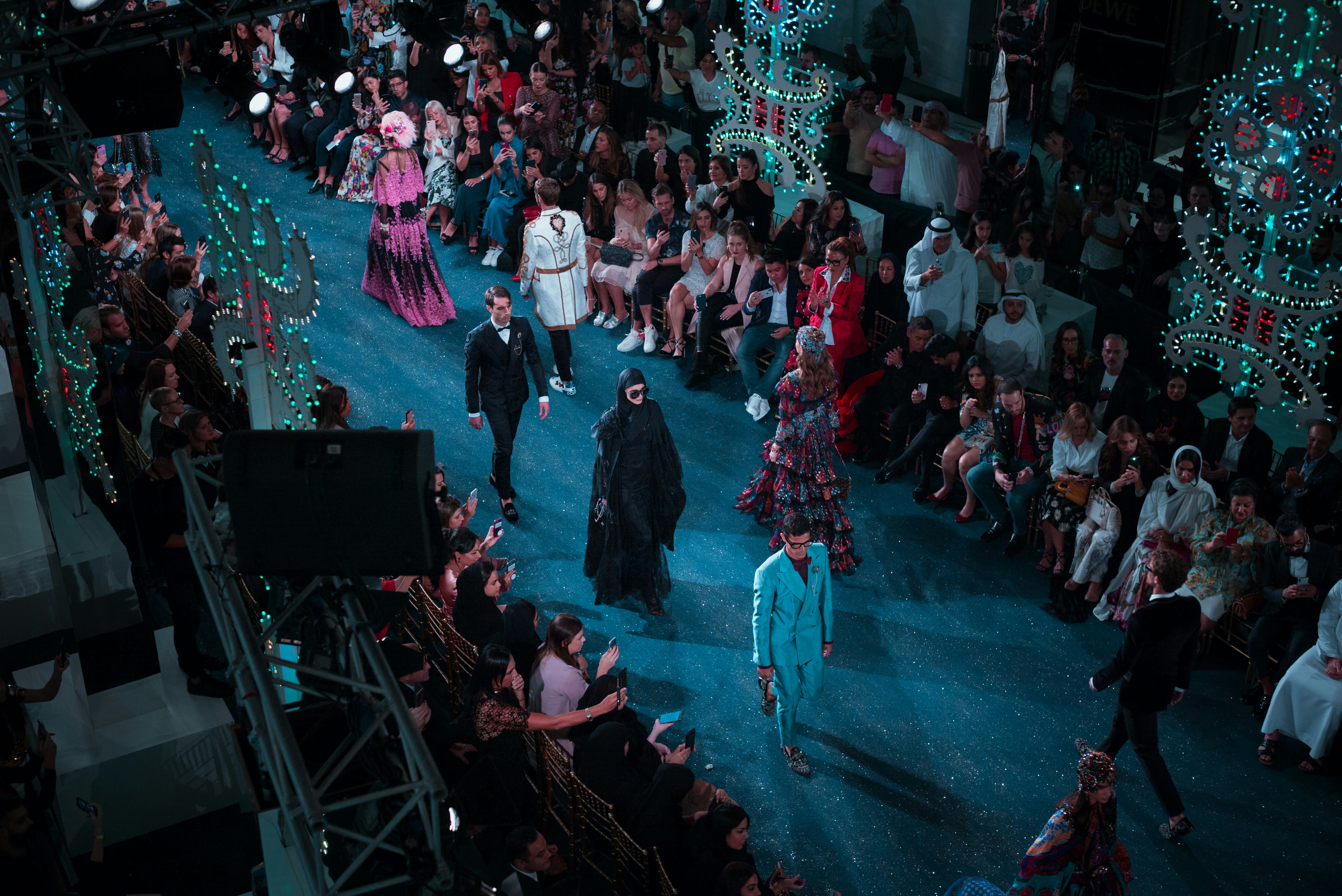 https://unsplash.com/photos/people-fashion-show-on-stage-5Z9bgfRZLLE