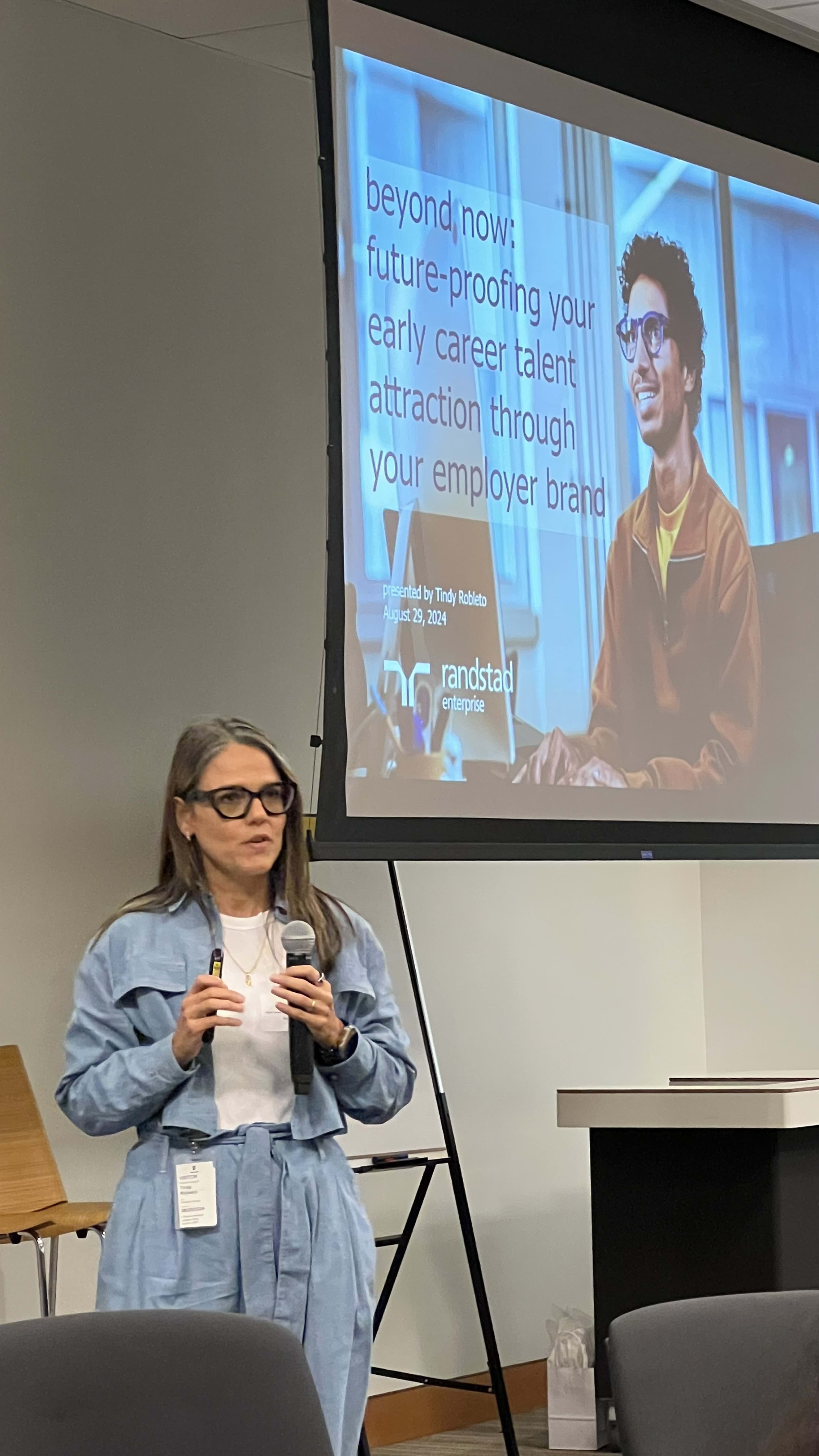 Tindy Robleto, Randstad Enterprise