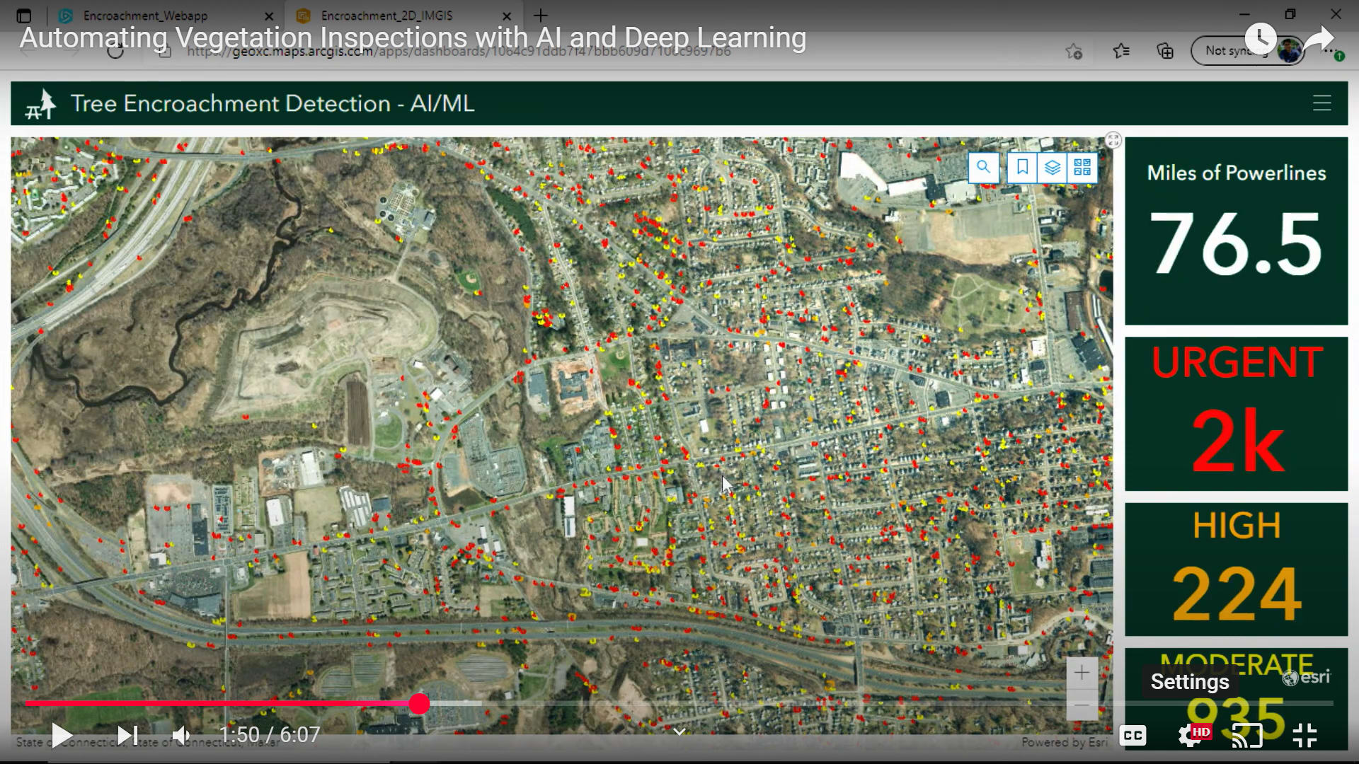 Capture d’écran vidéo du tableau de bord d’ArcGIS montrant la détection de l’empiètement des arbres à proximité des lignes électriques sur une carte aérienne avec indicateurs de risques urgents, élevés et modérés.