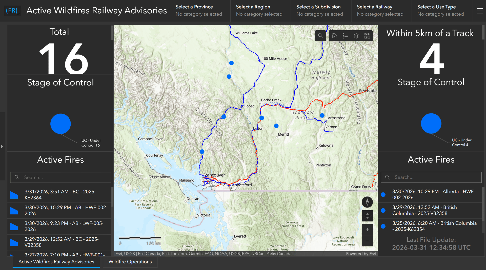 Tableau de bord intitul&eacute; &laquo;&nbsp;Active Wildfires Railway Advisories&nbsp;&raquo; pr&eacute;sentant une carte de la Colombie-Britannique avec les voies ferr&eacute;es et les incendies localis&eacute;s. Des volets lat&eacute;raux indiquent 16&nbsp;incendies actifs, dont 4&nbsp;situ&eacute;s &agrave; moins de 5&nbsp;km des voies ferr&eacute;es, ainsi que des listes d&rsquo;incidents et leurs horodatages.