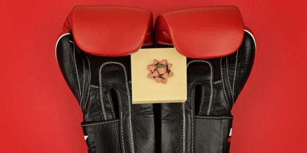 Boxing gloves with small gift box to Boxing day