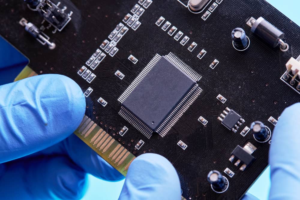The flatness of a PCB can refer to its twist/ bow, or the flatness of its layers.