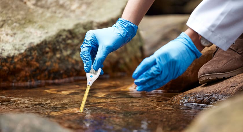 ph testing with Hanna