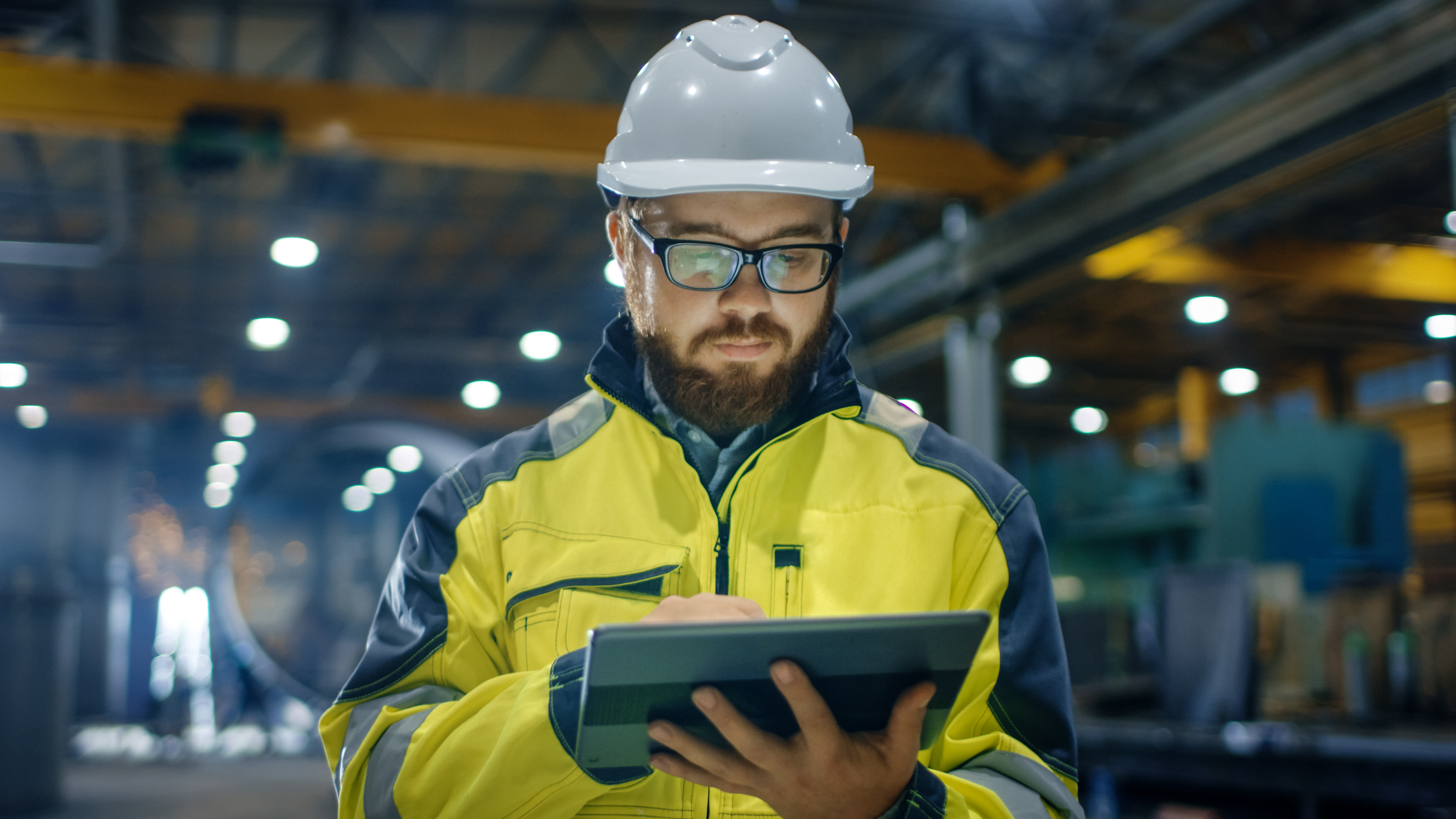 Upskilling for Reshoring: Empowering Engineering and IT Teams for Local Manufacturing