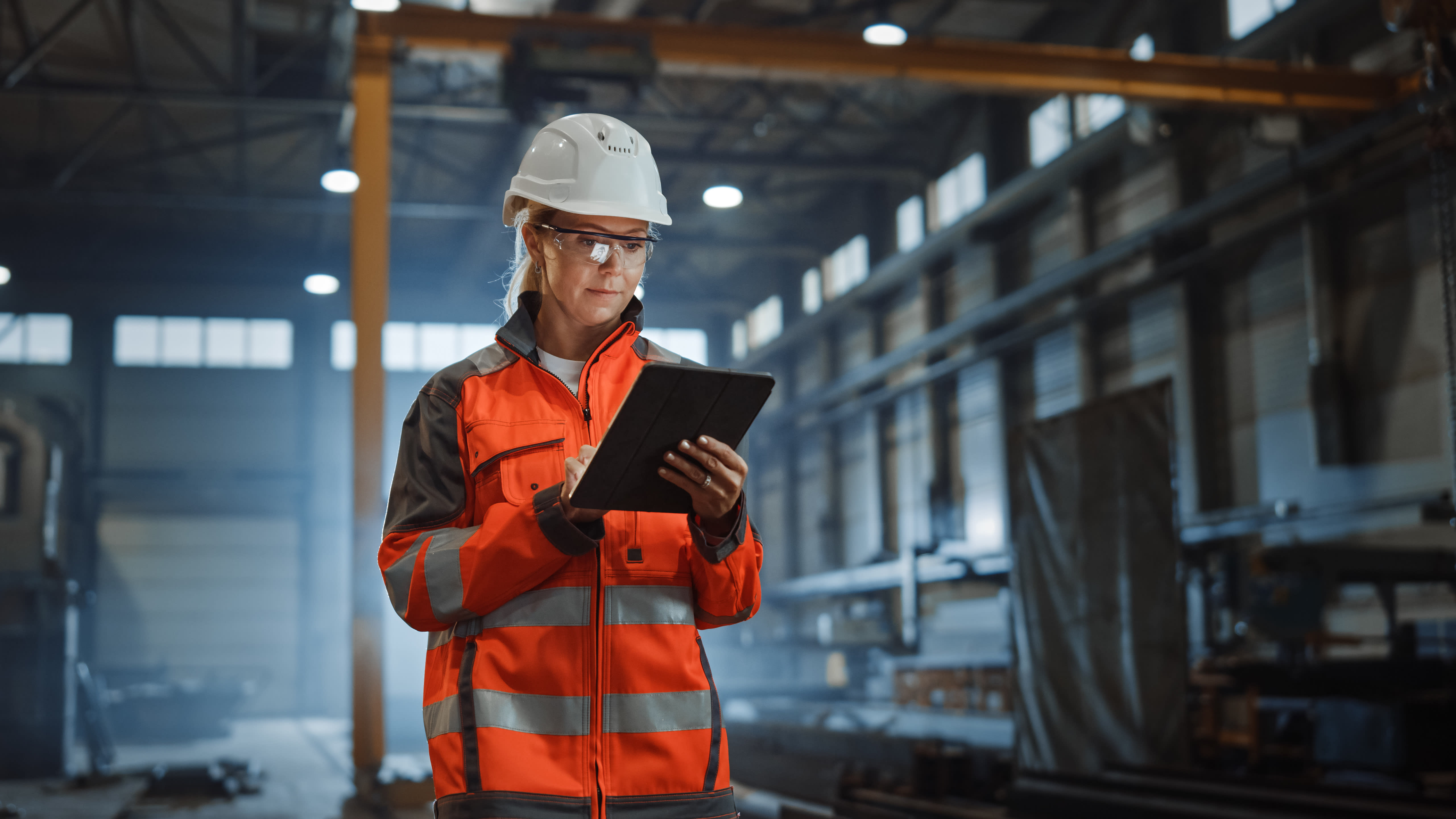Stop Cost Overruns Before They Start: Real-Time Data in Manufacturing