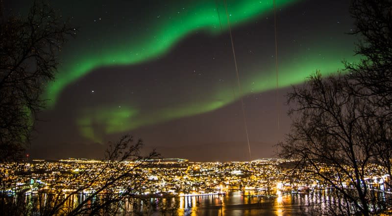 Polar lights. Source ShutterStock