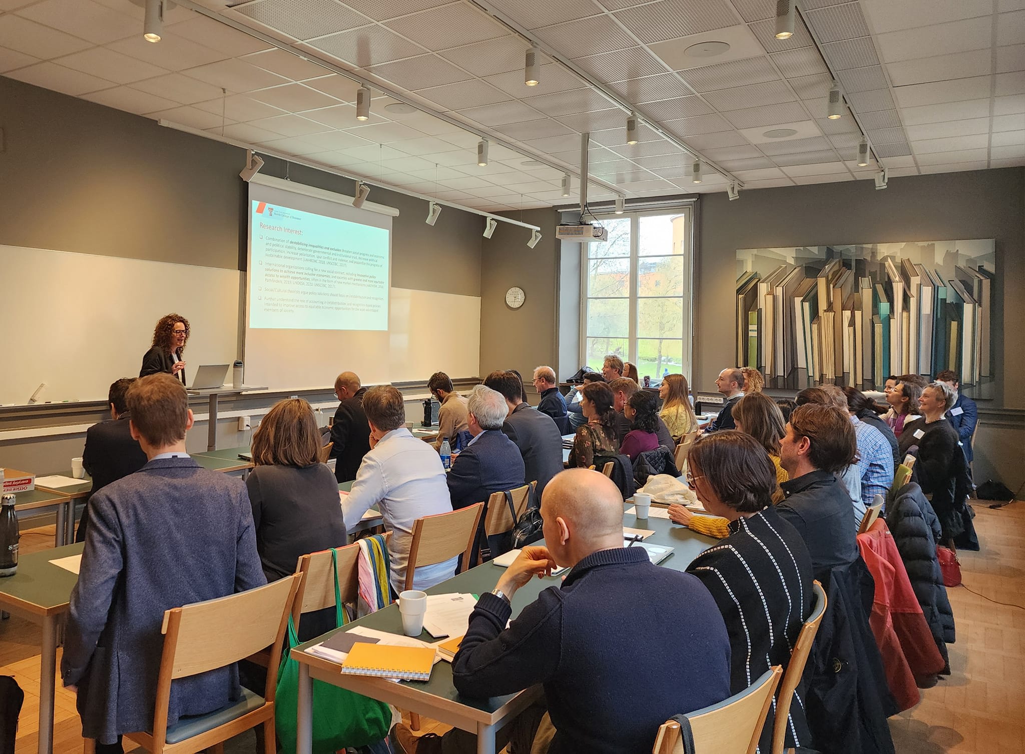 Participantes et participants à l'atelier de la revue Accounting, Organizations and Society en mai 2024