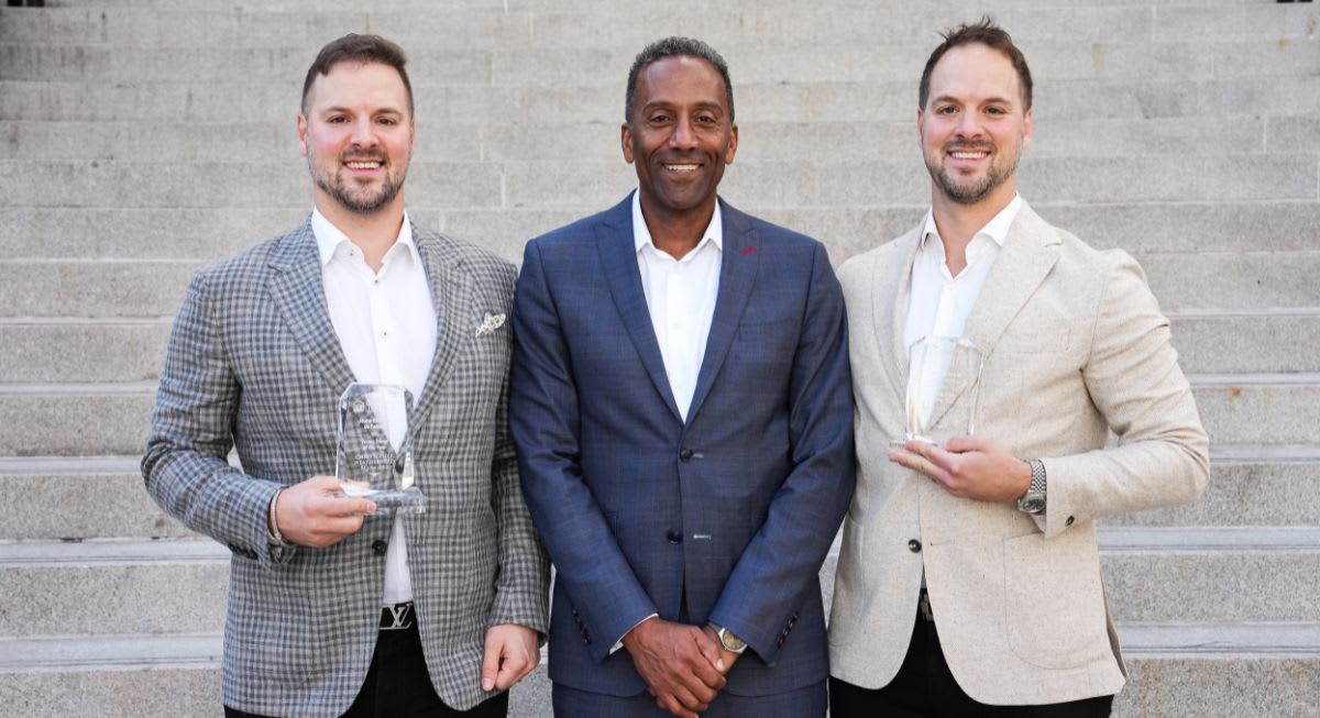 Telfer names Chris and Mike Weatherhead (BCom’12) Young Donors of the Year
