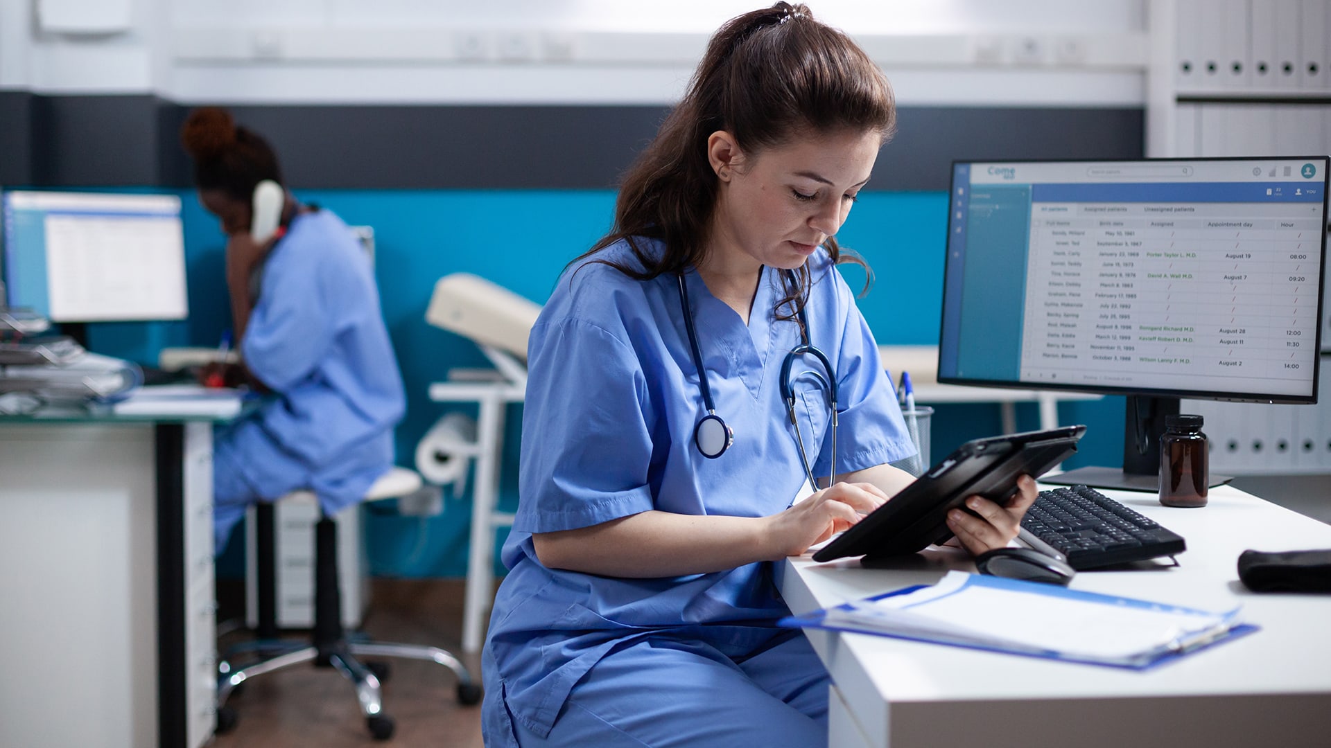 Healthcare Reduced MTTR in Remote Medical Offices to Minutes