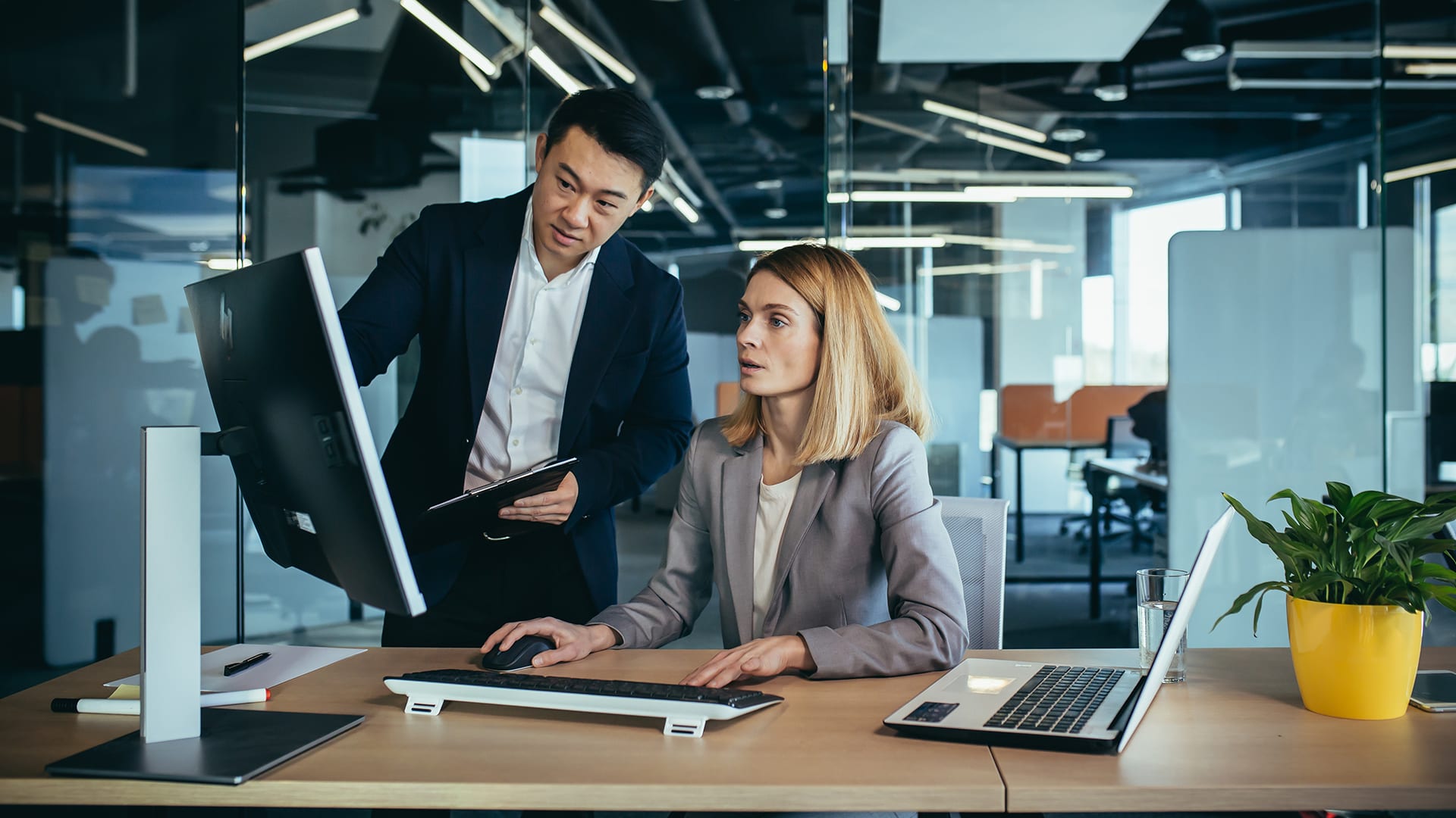 Fortune 100 Insurance Leader Replaces Legacy Monitoring with Real-Time Observability