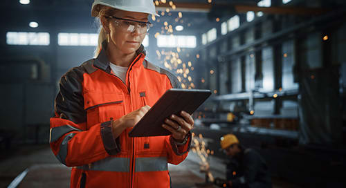 Glass Manufacturer Enhances Safety and Efficiency by Digitizing with j5