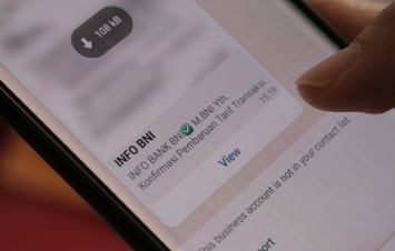 WhatsApp buttons to enhance business communication