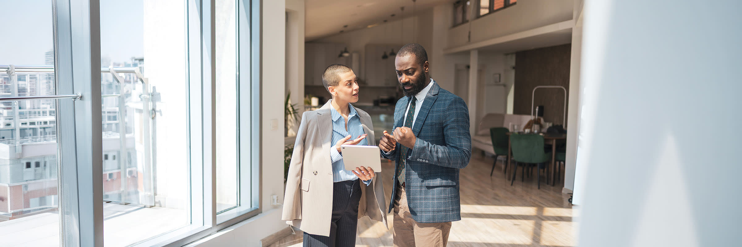 Bell employees working together to help power the future of AI and supercomputing in Canada. 