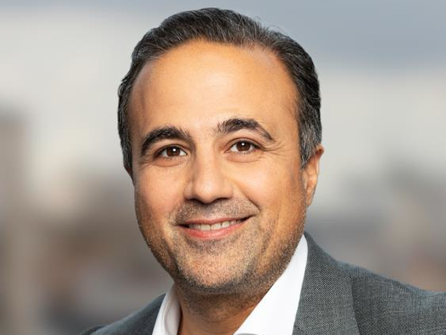 Arash Attar-Rezvani