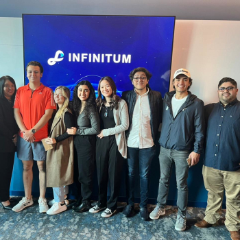 Estudiantes de CPA en finanzas conocen las oficinas de Infinitum