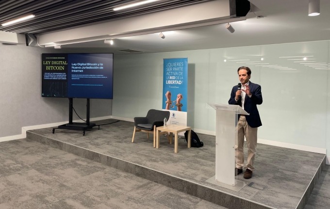 Presentación del libro Ley digital bitcoin, de Ignacio Ferrer-Bonsoms, en UFM Madrid