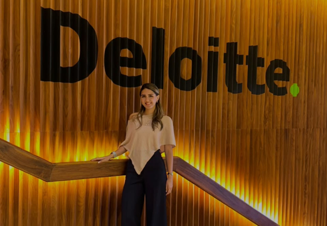 Alumni de CPA UFM en Deloitte Guatemala