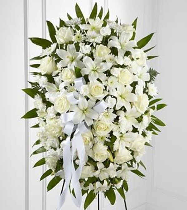 ALL WHITE STANDING SPRAY