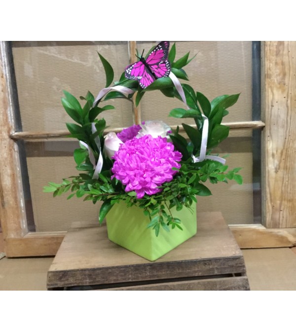 Surround Mom with Love Bouquet