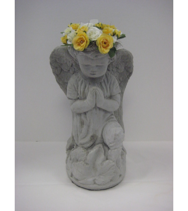 Wreath angel with a silk trimmed halo