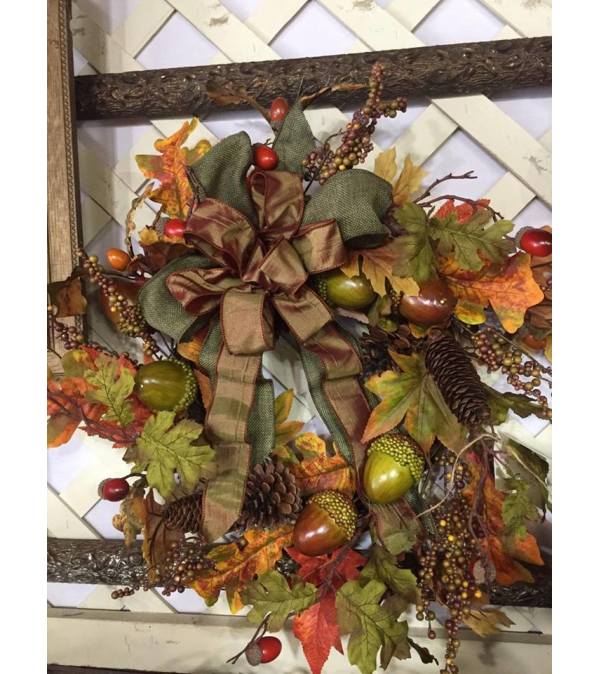 Fall Wreath with Acorns and Bow