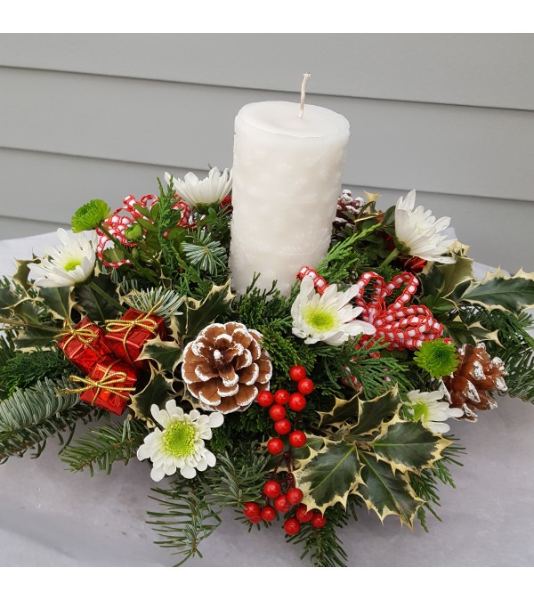 Snowflake Pillar Centerpiece