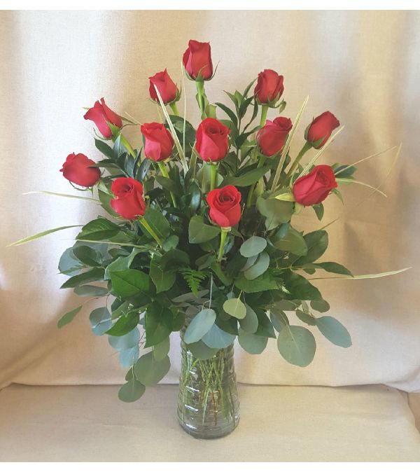 Dozen Red Rose Classic