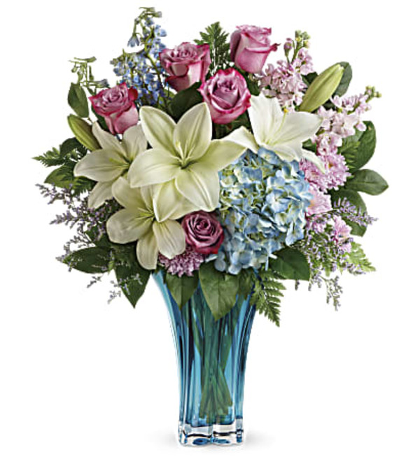 Heart's Pirouette Vase