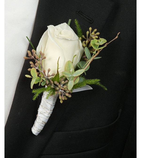 white rose boutonnierer