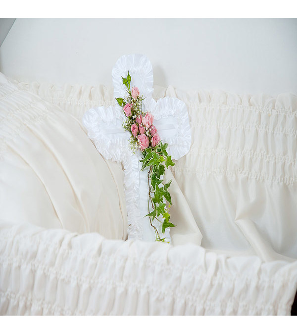 Cross Pillow DW