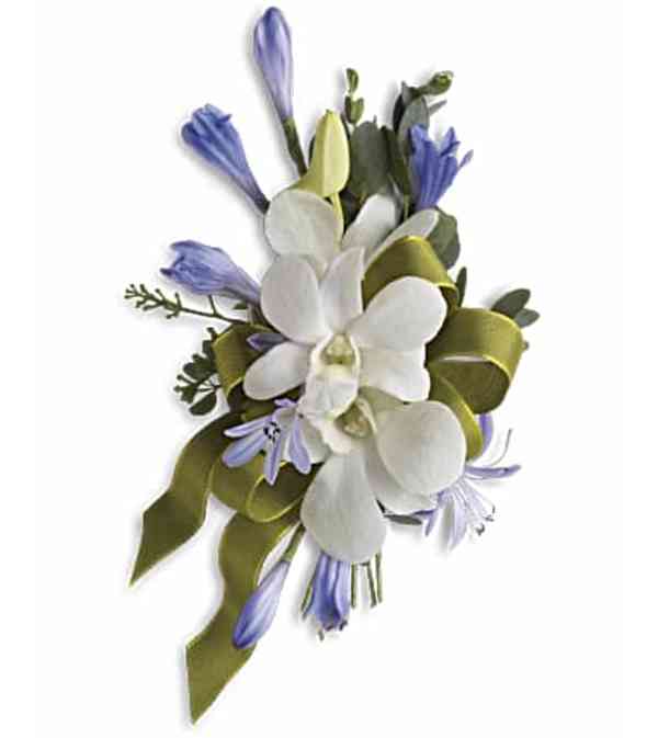 Elegant blue corsage
