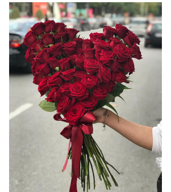 Heart shape roses