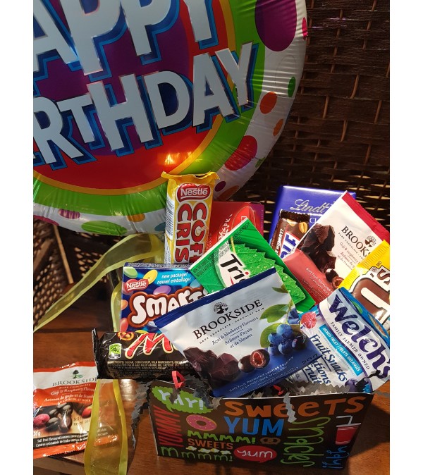 MINI TREATS IN A BOX