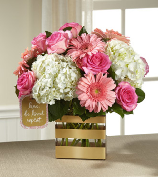 TCG's Ftd Love Bouquet
