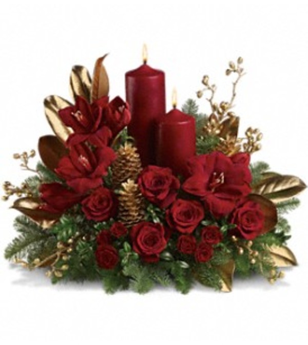 Candlelit Christmas Centerpiece