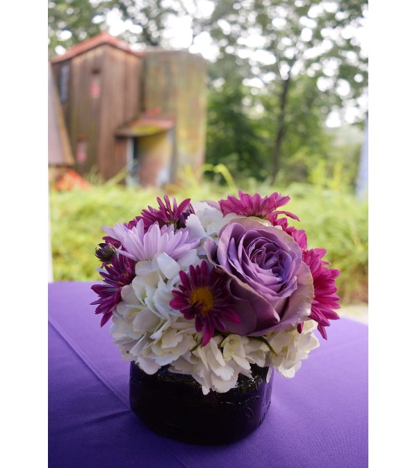 MINI VASE FOR SMALL TABLE