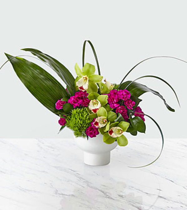 The FTD Pure Beauty Bouquet