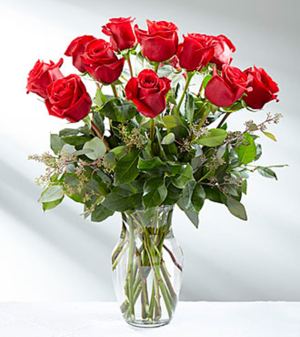 Valentine's Day Dozen Red Roses