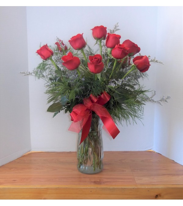 Lush Dozen Red Roses